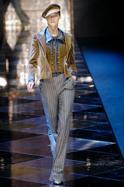 Look 34